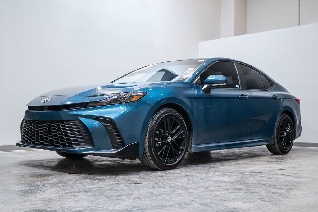 Certified 2025 Toyota Camry SE Sedan