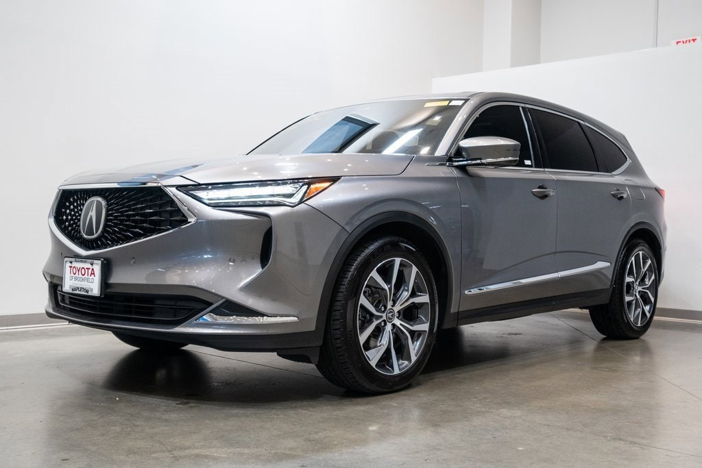 Used 2022 Acura MDX Technology Package with VIN 5J8YE1H44NL004402 for sale in Brookfield, WI