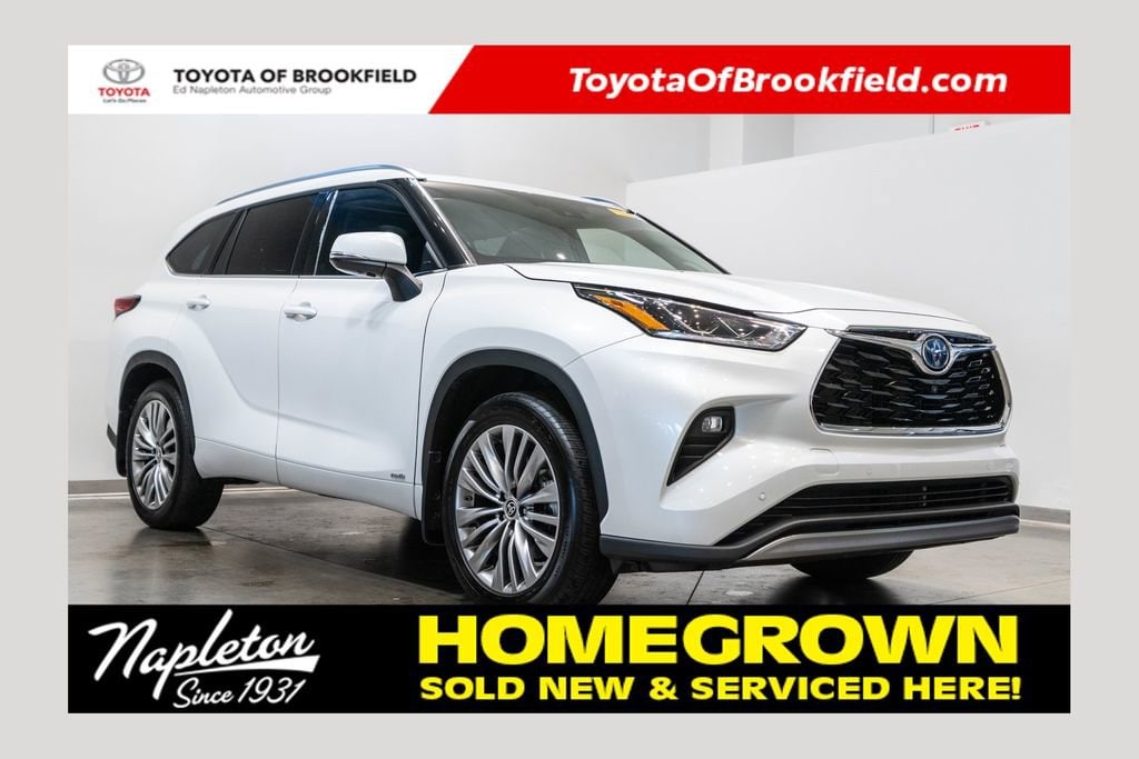 2022 Toyota Highlander Platinum Hybrid 4x4's photo