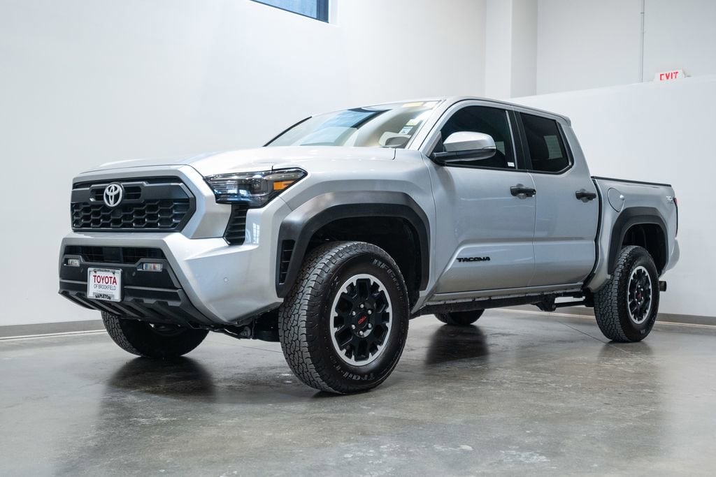 Certified 2025 Toyota Tacoma TRD Off-Road Truck Double Cab