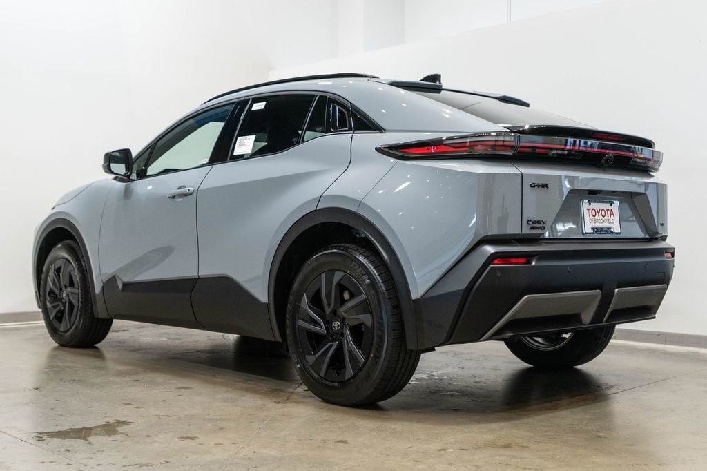 2026 Toyota C-HR SE - Photo 7