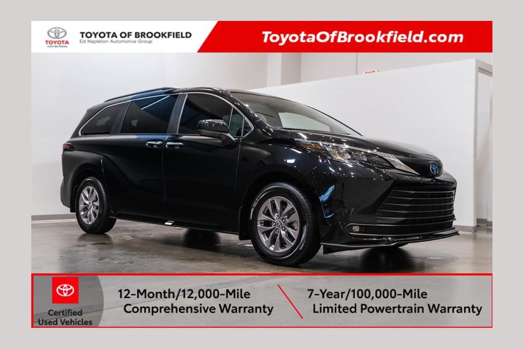 Certified 2025 Toyota Sienna XLE Van Passenger Van