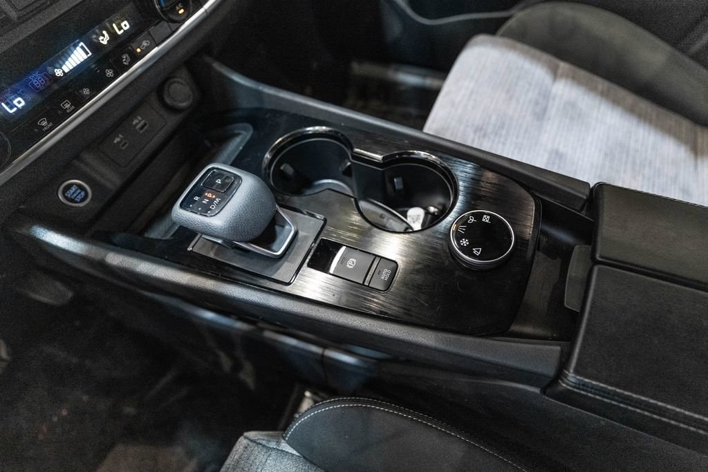 2023 Nissan Rogue SV - Photo 21