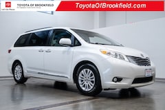2016 Toyota Sienna XLE Van