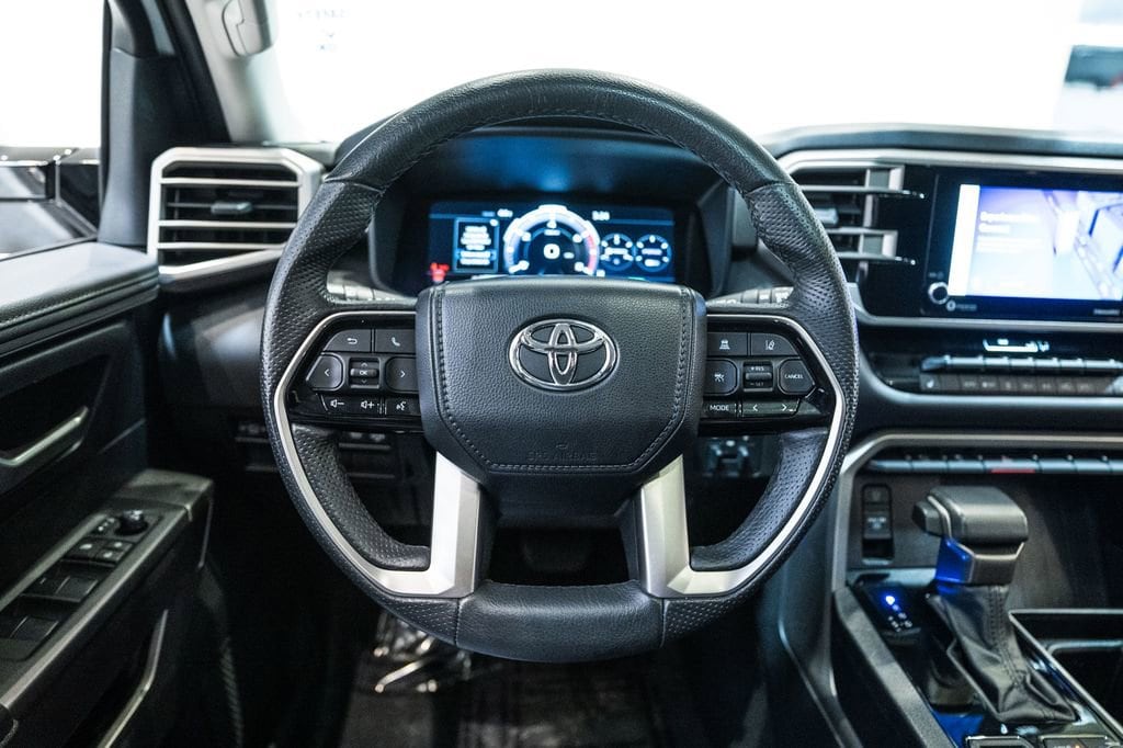 2023 Toyota Sequoia SR5 - Photo 16