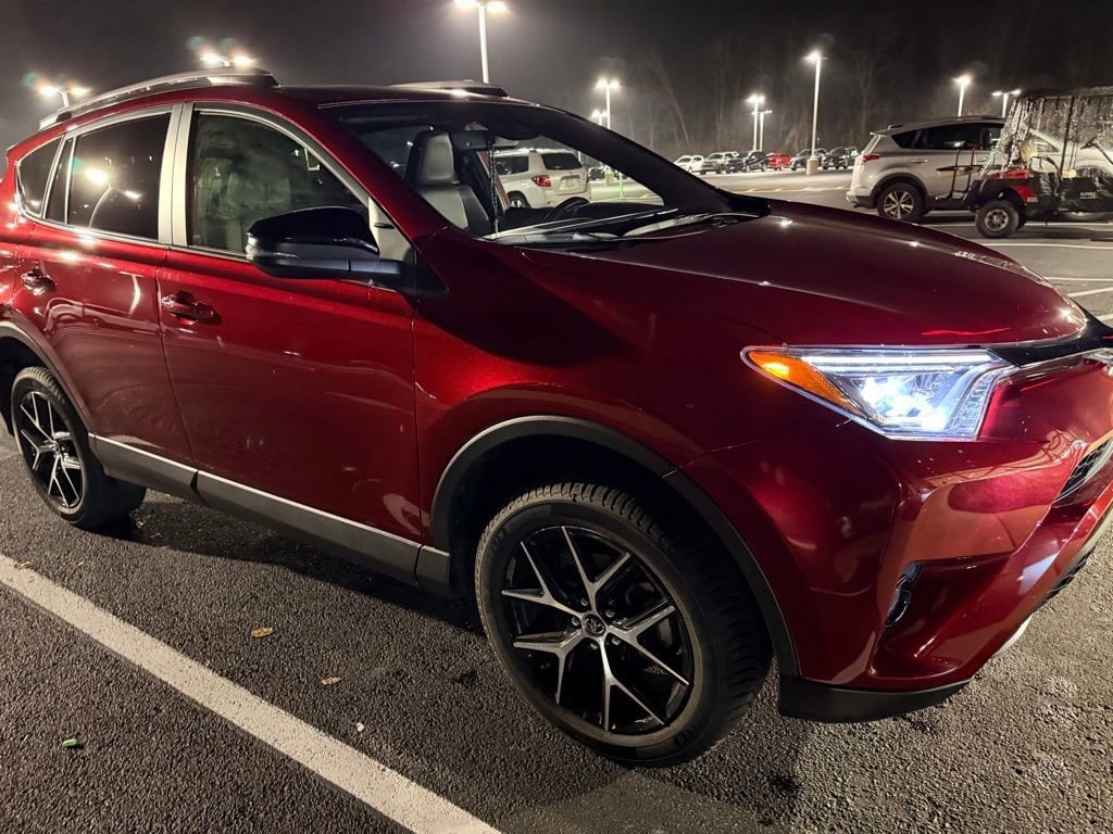 Used 2018 Toyota RAV4 SE SUV