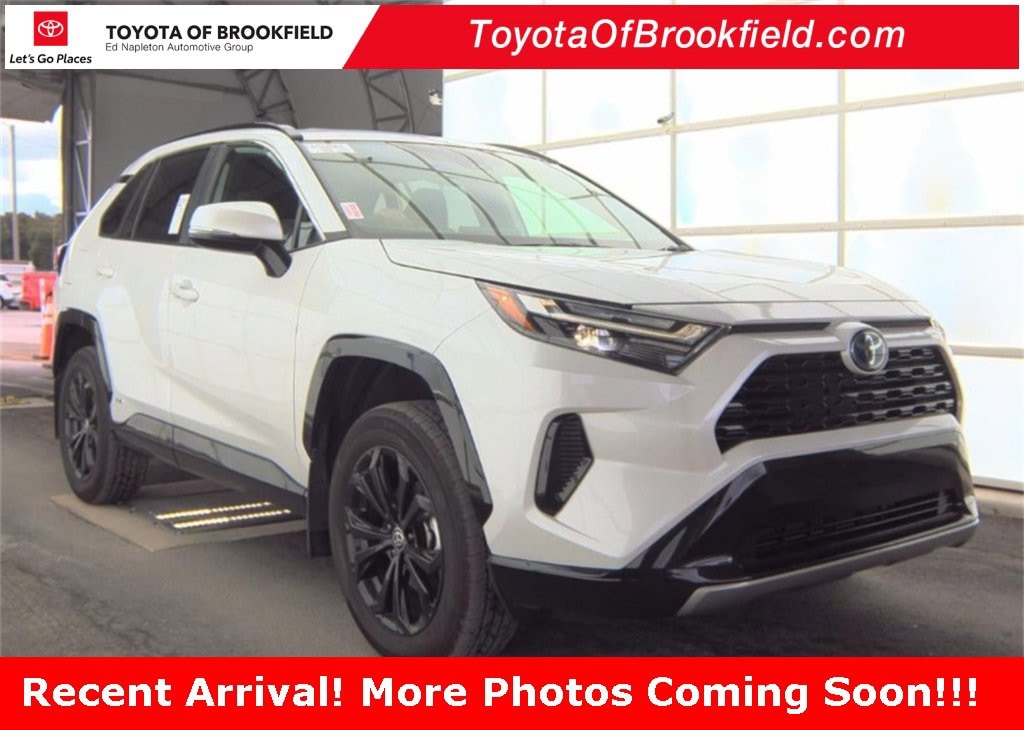 Used 2024 Toyota RAV4 Hybrid SE SUV