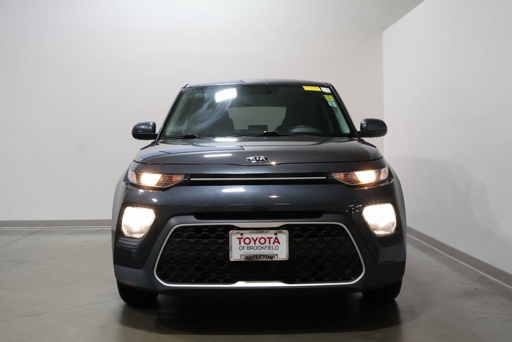 Used 2021 Kia Soul LX with VIN KNDJ23AU1M7737187 for sale in Brookfield, WI