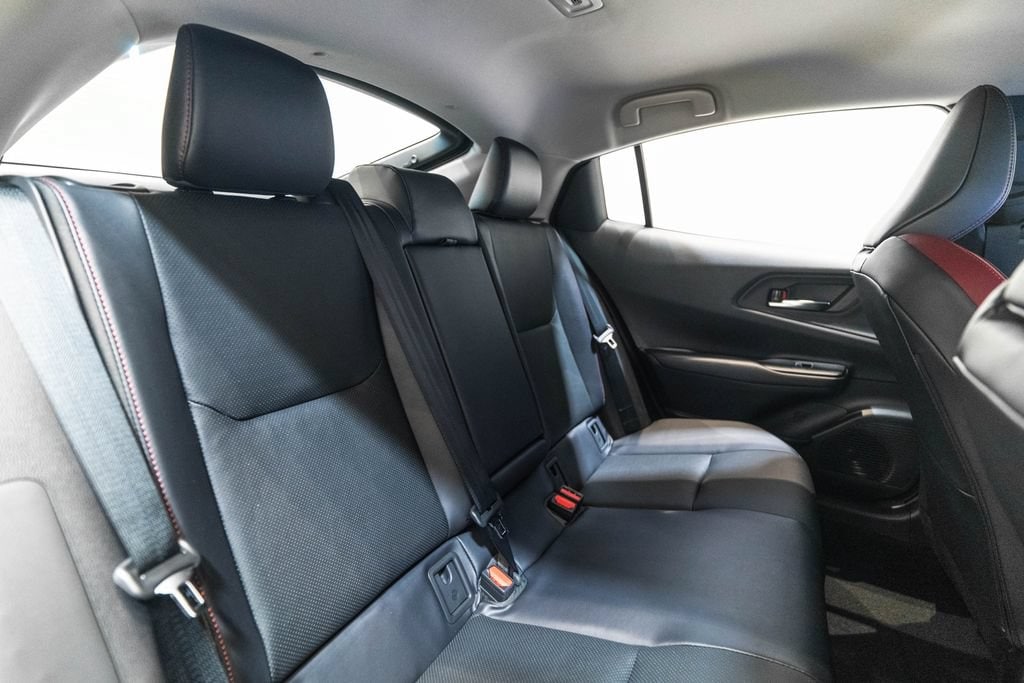 2026 Toyota Prius Plug-in Hybrid XSE Premium - Photo 38