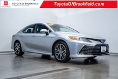 2022 Toyota Camry Hybrid XLE Sedan