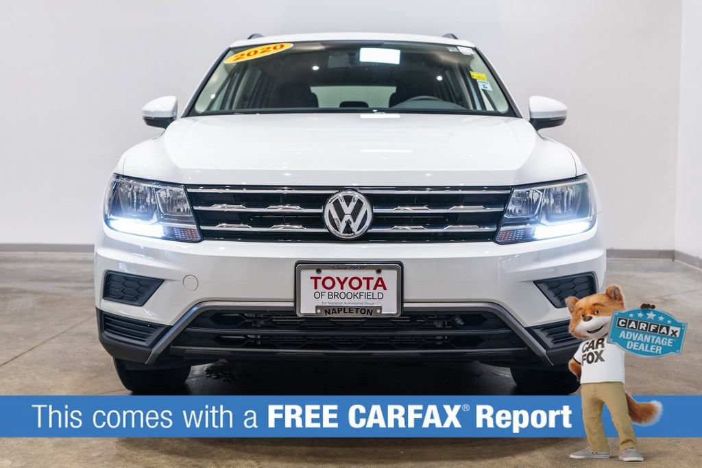 Used 2020 Volkswagen Tiguan S with VIN 3VV0B7AX8LM035466 for sale in Brookfield, WI