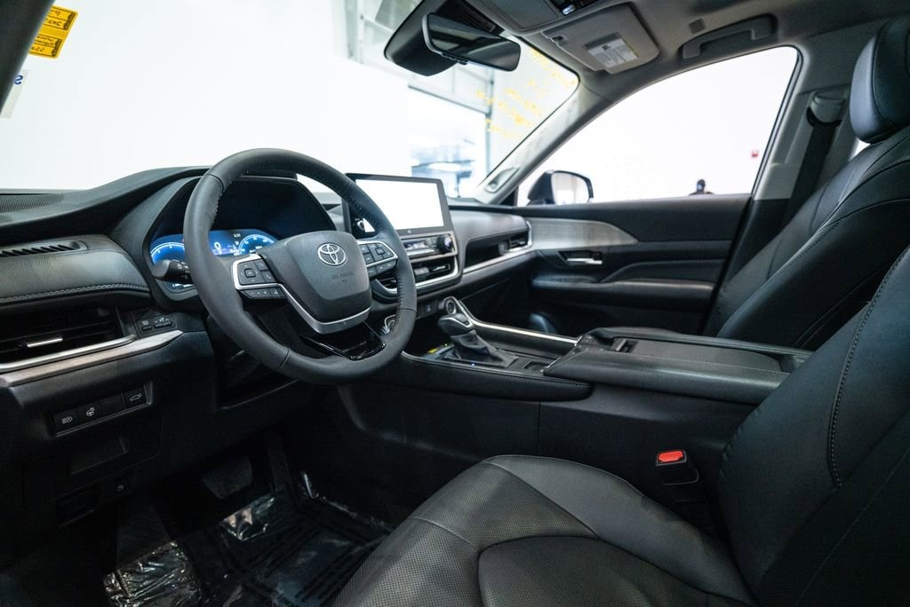 Certified 2025 Toyota Grand Highlander Limited SUV