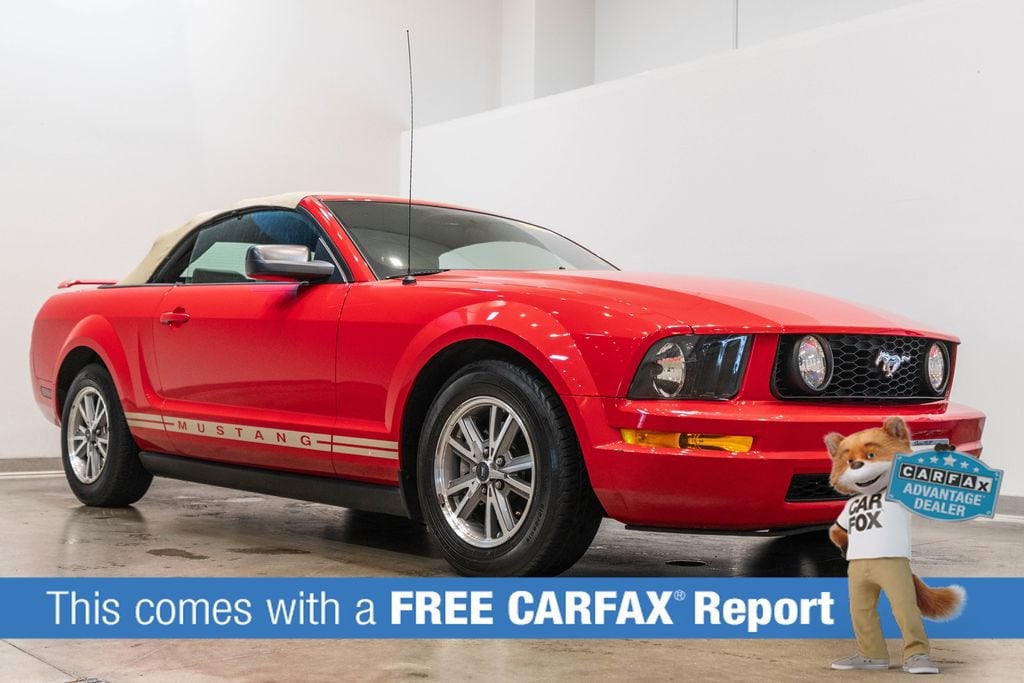 Used 2005 Ford Mustang Premium with VIN 1ZVFT84N055250173 for sale in Brookfield, WI