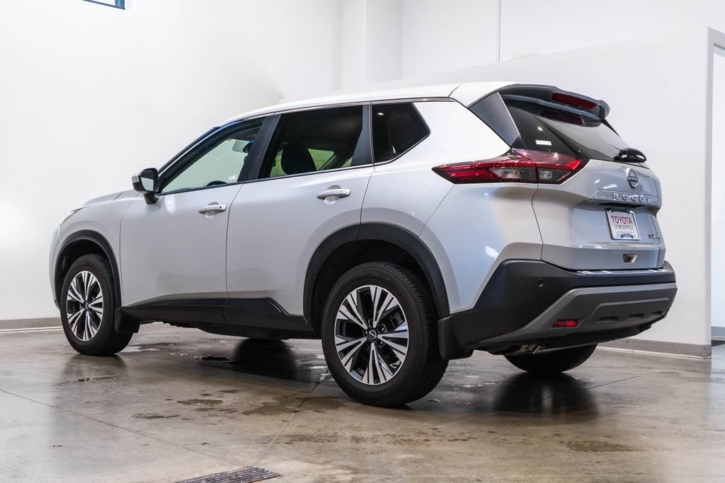 2023 Nissan Rogue SV - Photo 7