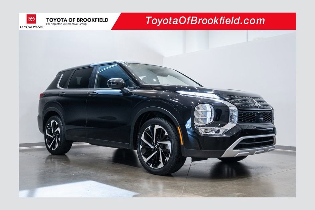 Used 2024 Mitsubishi Outlander SE SUV