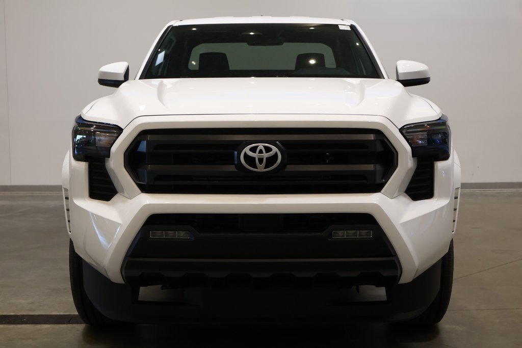 2025 Toyota Tacoma SR5 photo 2