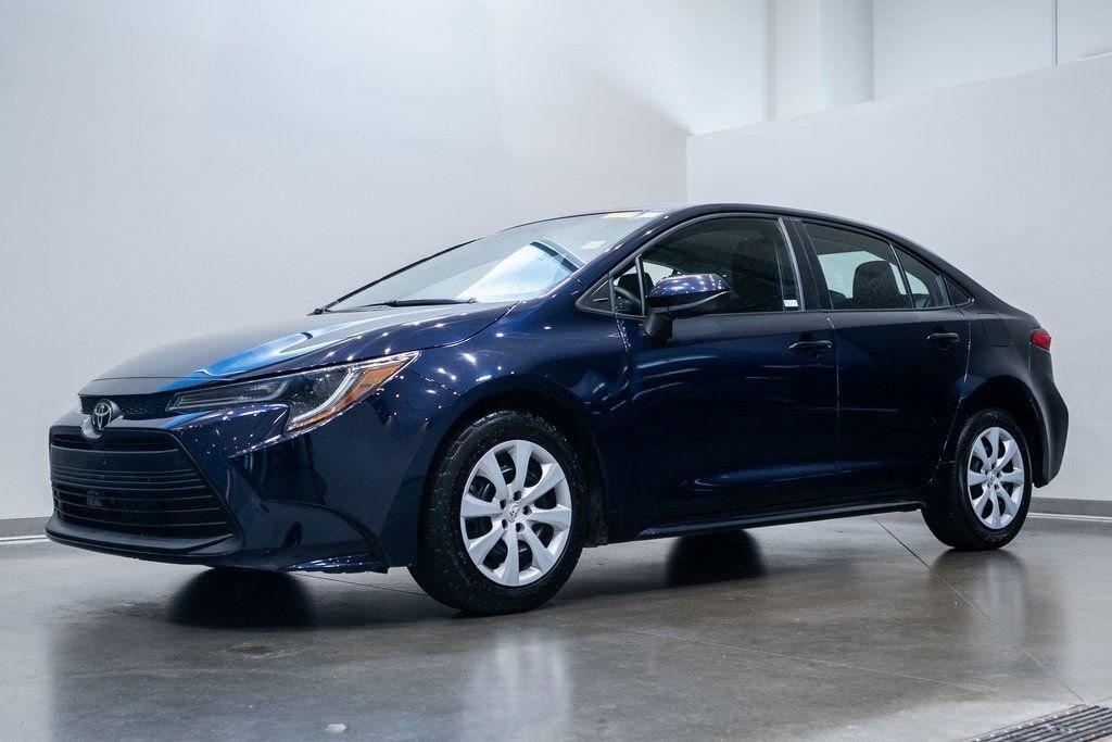 Used 2024 Toyota Corolla LE Sedan