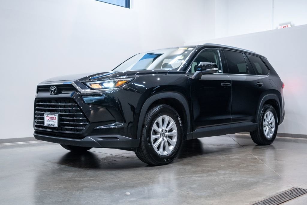 Used 2025 Toyota Grand Highlander XLE SUV