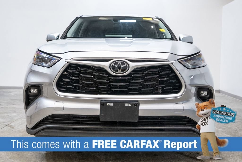 Used 2024 Toyota Highlander LE SUV