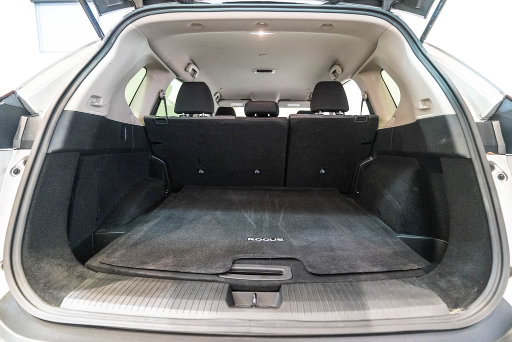 2023 Nissan Rogue SV - Photo 32