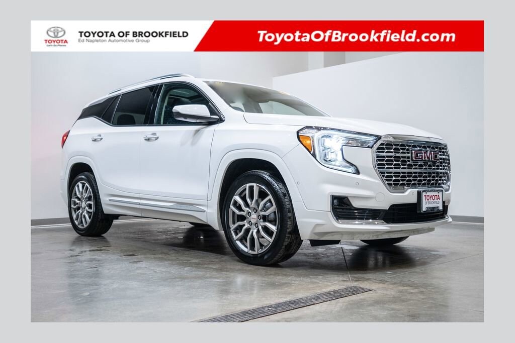 Used 2023 GMC Terrain Denali SUV