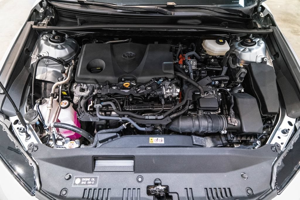 2025 Toyota Camry LE - Photo 33