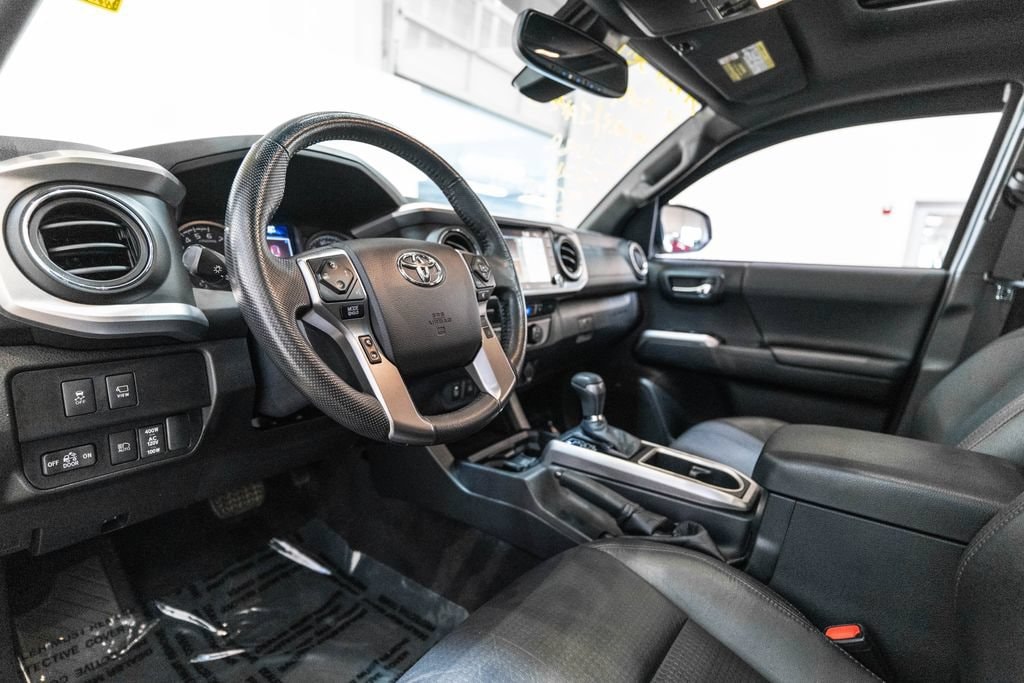 Used 2022 Toyota Tacoma Limited Truck Double Cab