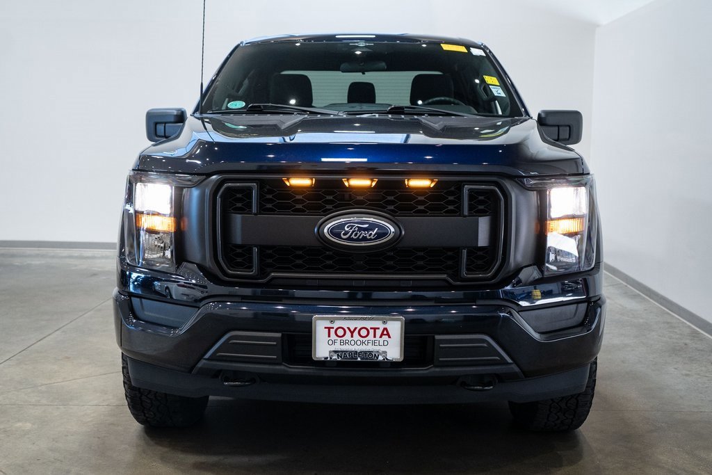 2023 Ford F-150 XL photo 2