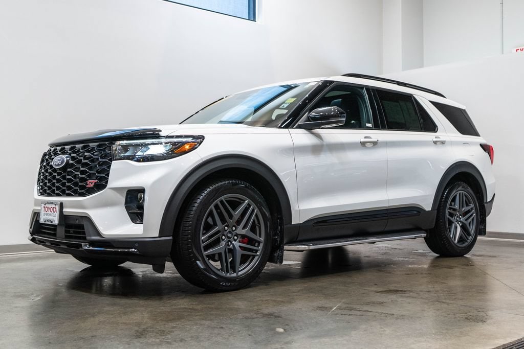 Used 2025 Ford Explorer ST SUV