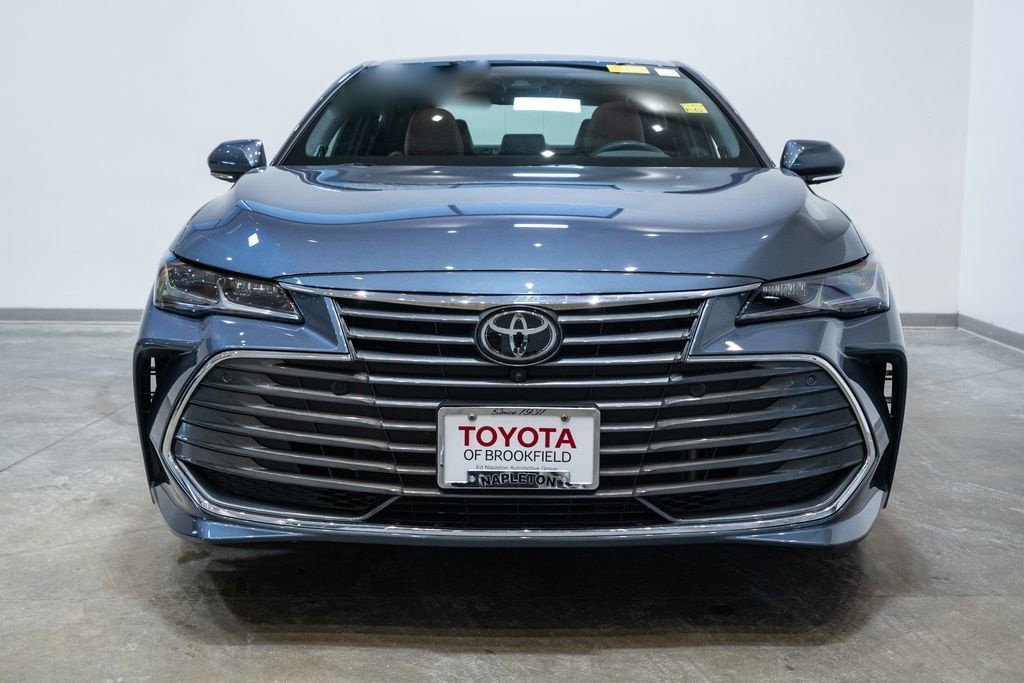 Certified 2019 Toyota Avalon Limited Sedan