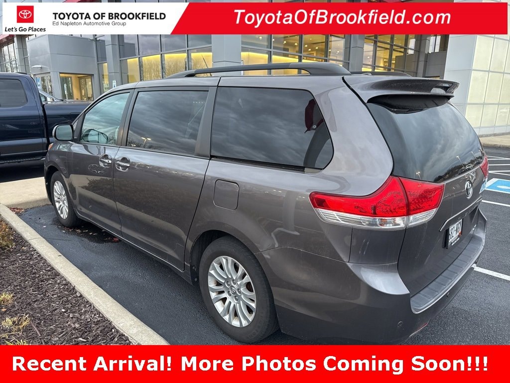 Used 2014 Toyota Sienna XLE Van