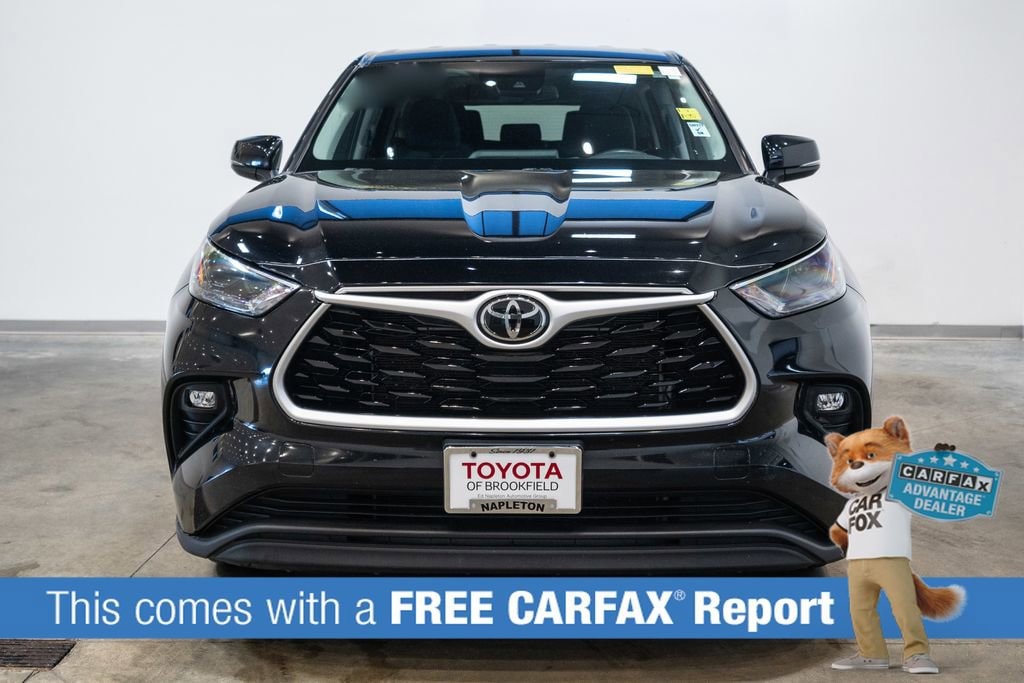 Used 2024 Toyota Highlander LE SUV