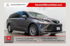2021 Toyota Sienna XLE Van