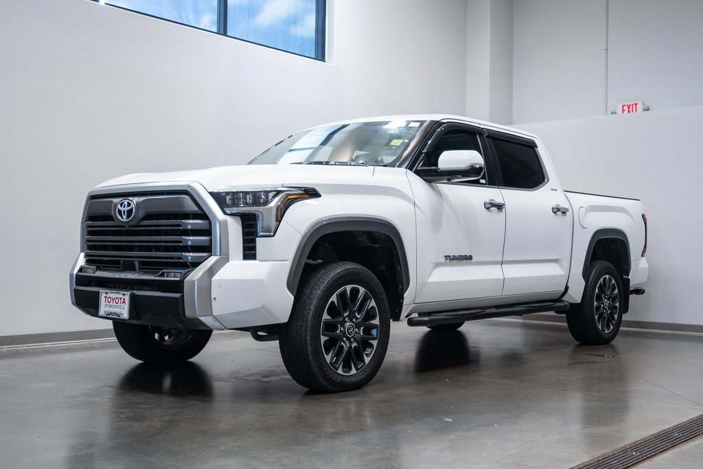 2024 Toyota Tundra Limited photo 3