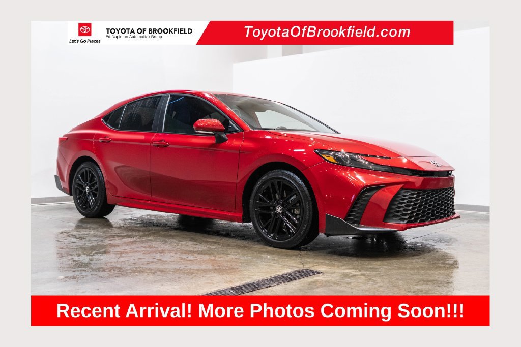 2025 Toyota Camry SE Sedan