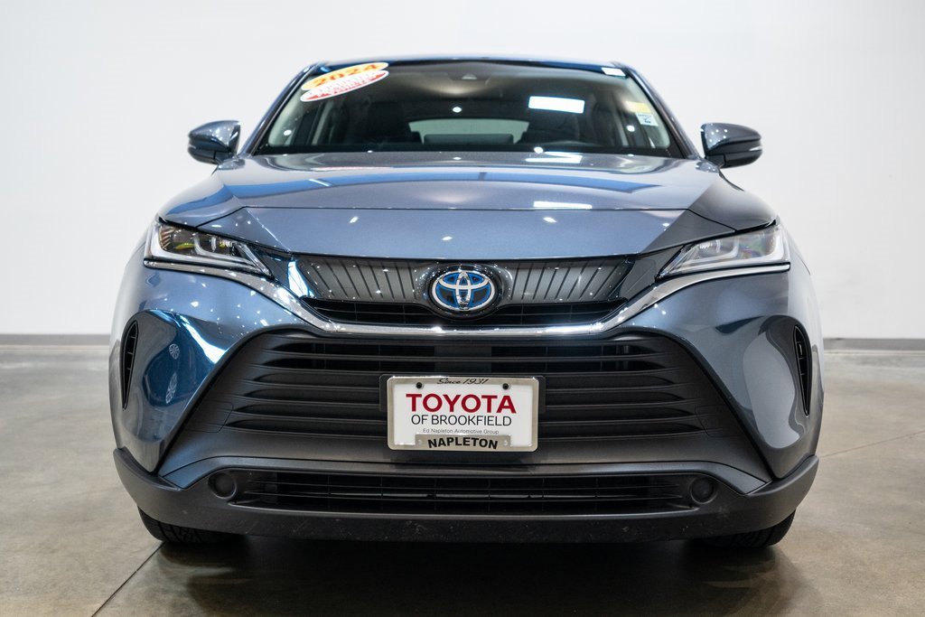 2024 Toyota Venza LE photo 2