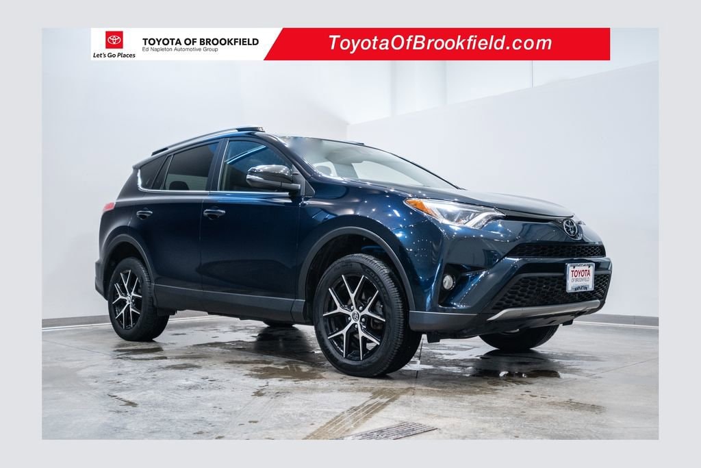 2017 Toyota RAV4 SE