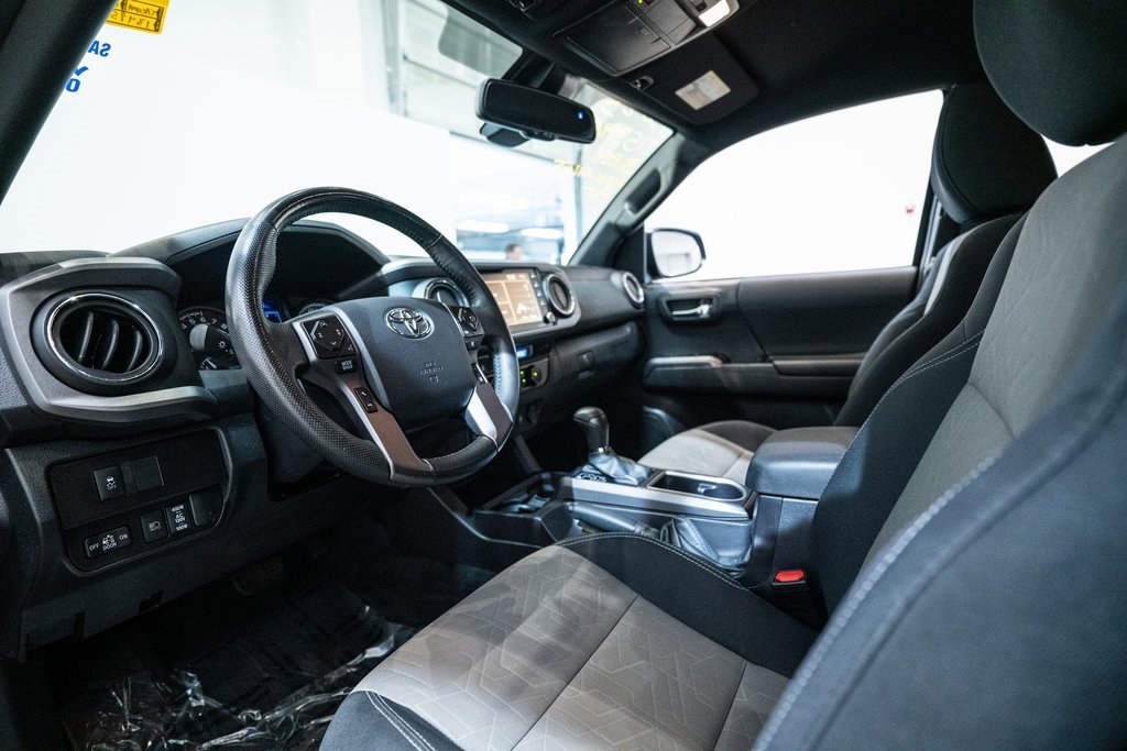 2022 Toyota Tacoma TRD Sport photo 4