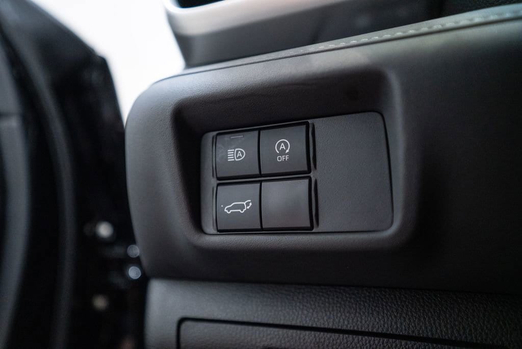 2024 Toyota Highlander LE - Photo 23