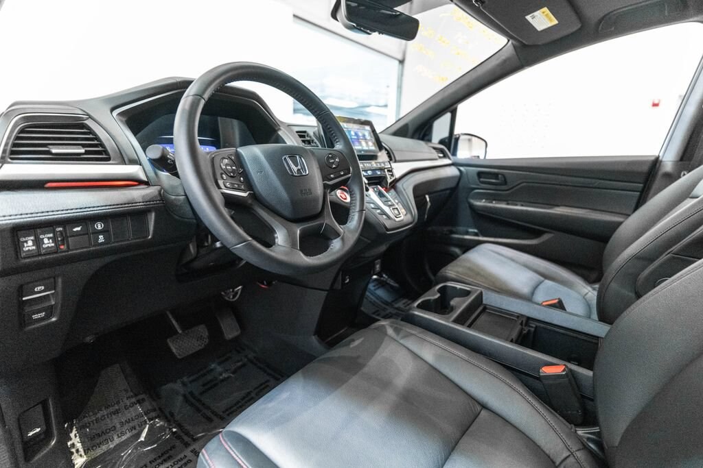 Used 2024 Honda Odyssey Sport Van