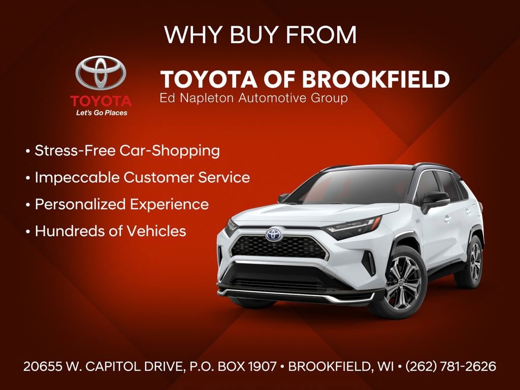 Used 2017 Toyota Sienna XLE Premium Van