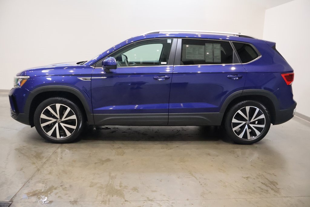 2022 Volkswagen Taos SE photo 4