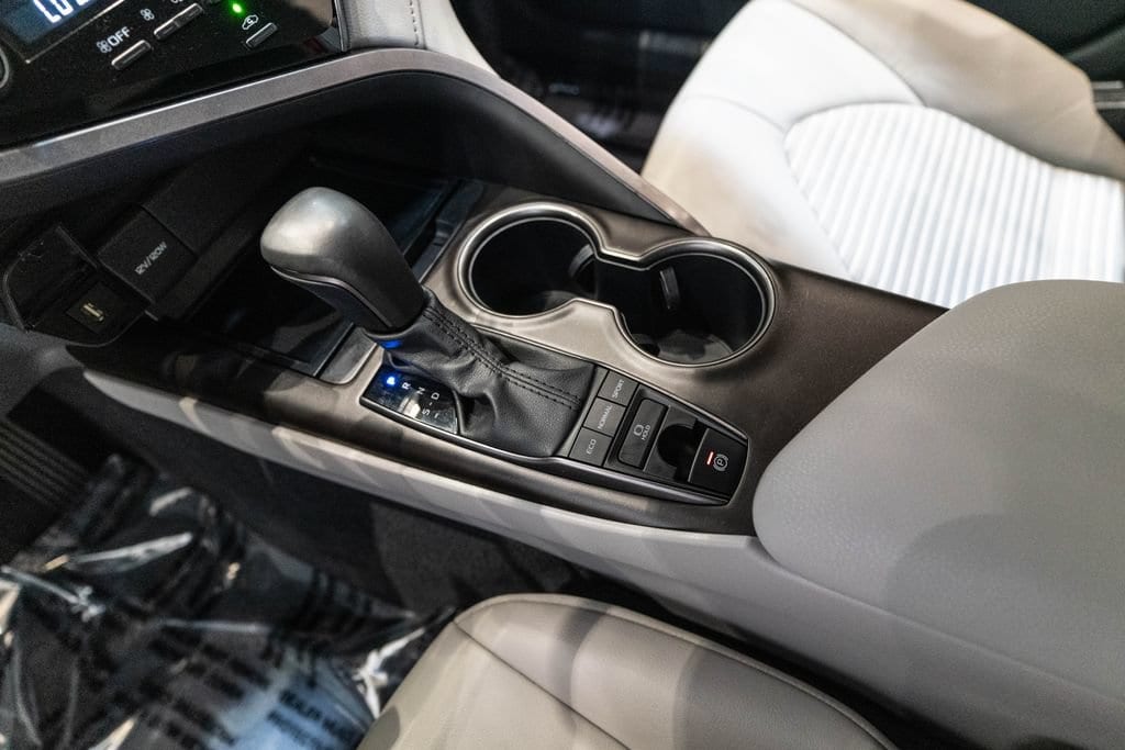 2024 Toyota Camry SE - Photo 23