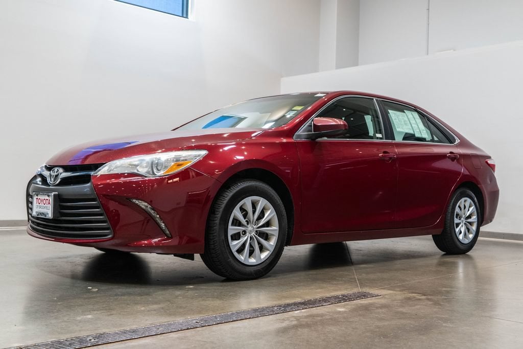 Used 2015 Toyota Camry LE Sedan