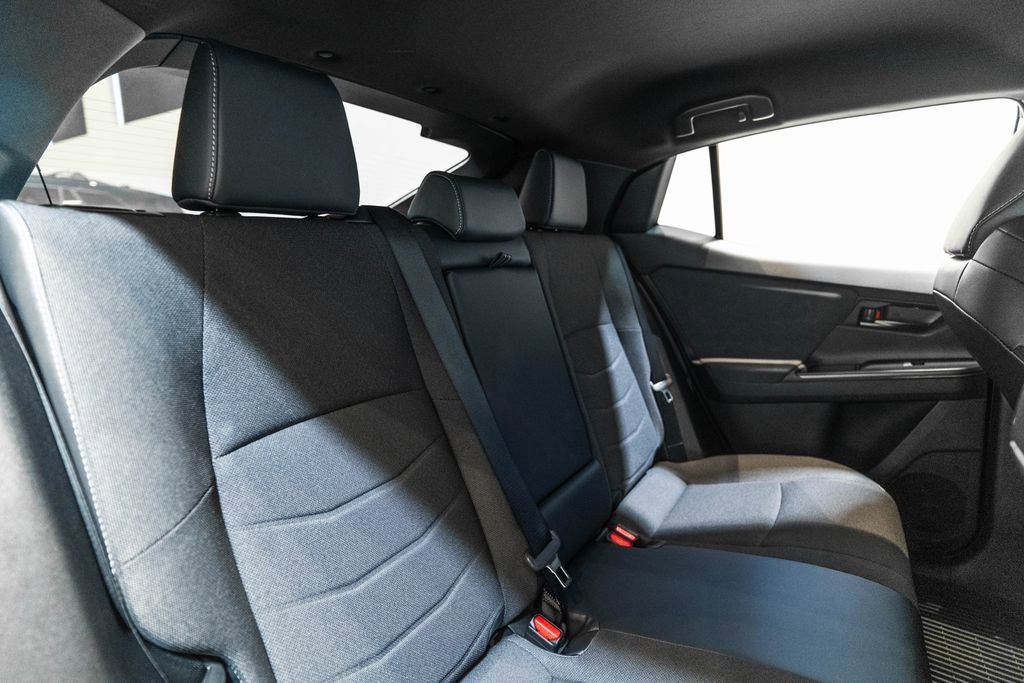 2026 Toyota C-HR SE - Photo 31