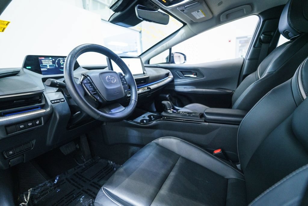 Used 2025 Toyota Prius XLE Hatchback