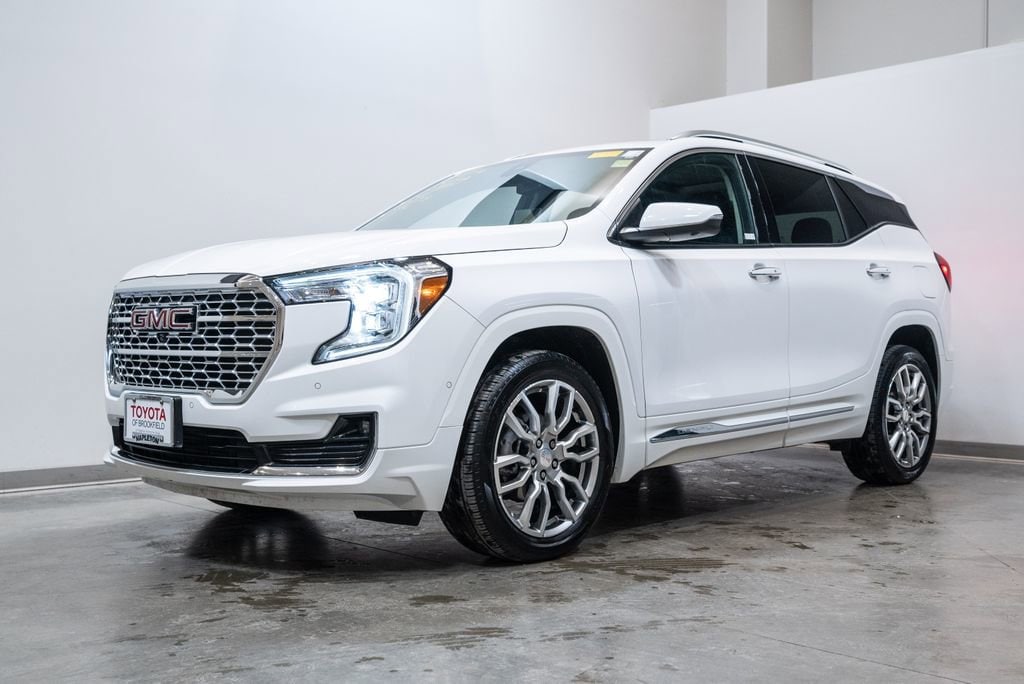 Used 2023 GMC Terrain Denali SUV