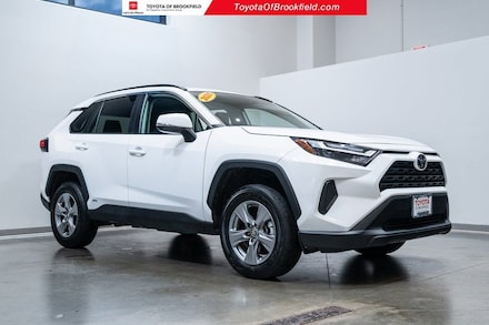2025 Toyota RAV4 Hybrid XLE SUV