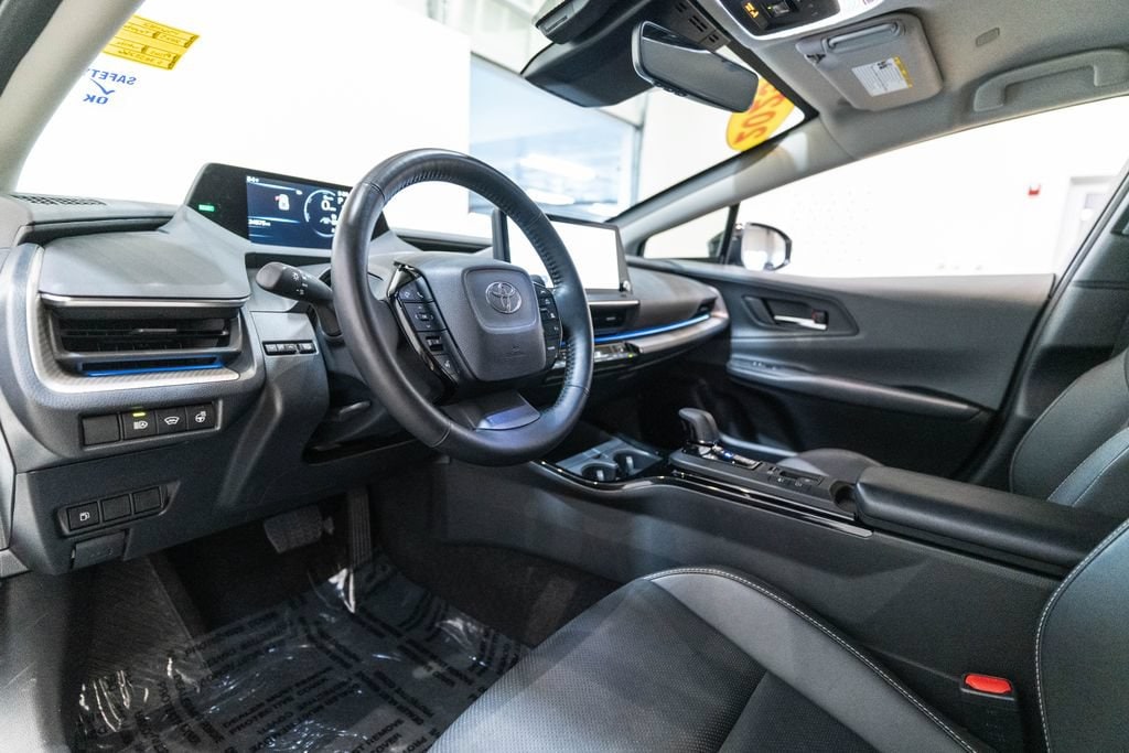Used 2025 Toyota Prius XLE Hatchback