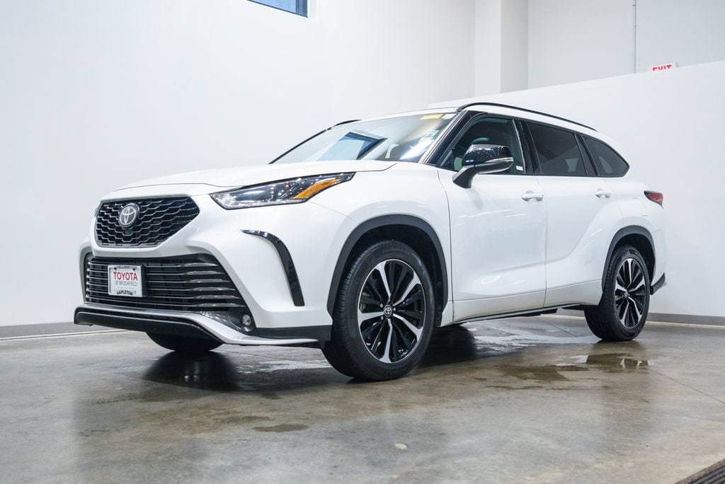 Used 2022 Toyota Highlander XSE SUV